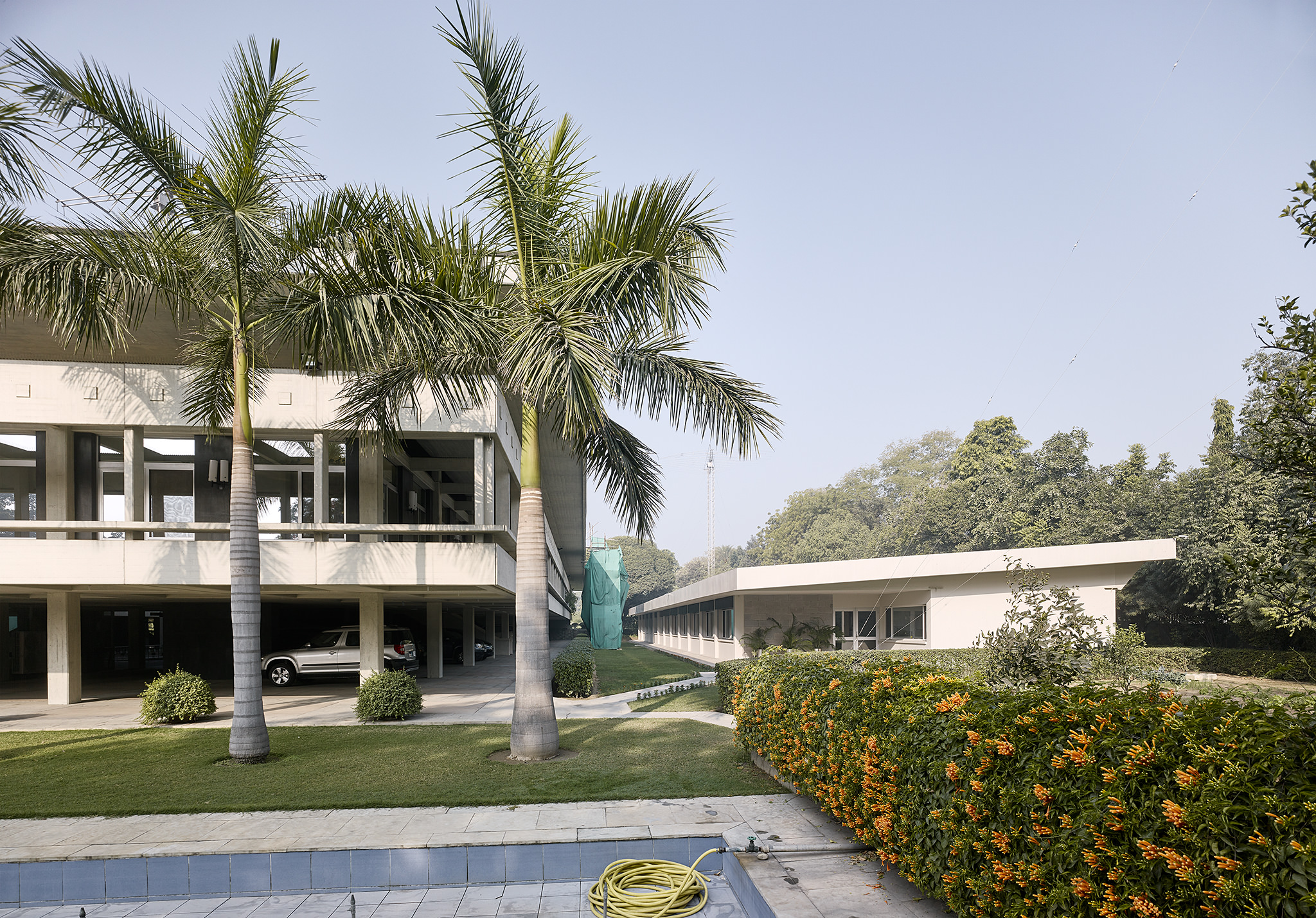 Swiss Embassy New Delhi, Documentation Auxiliary Buildings + Solar System